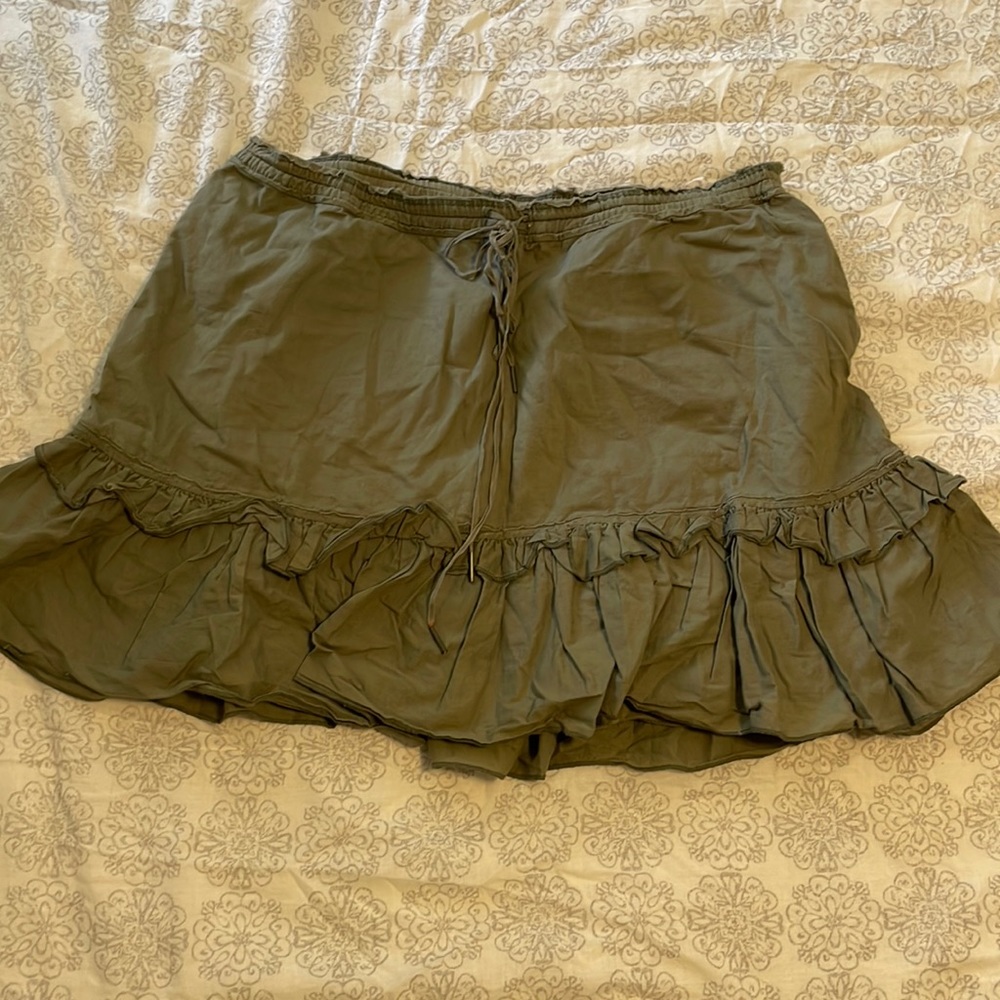 Abercrombie & Fitch Ruffle Skirt